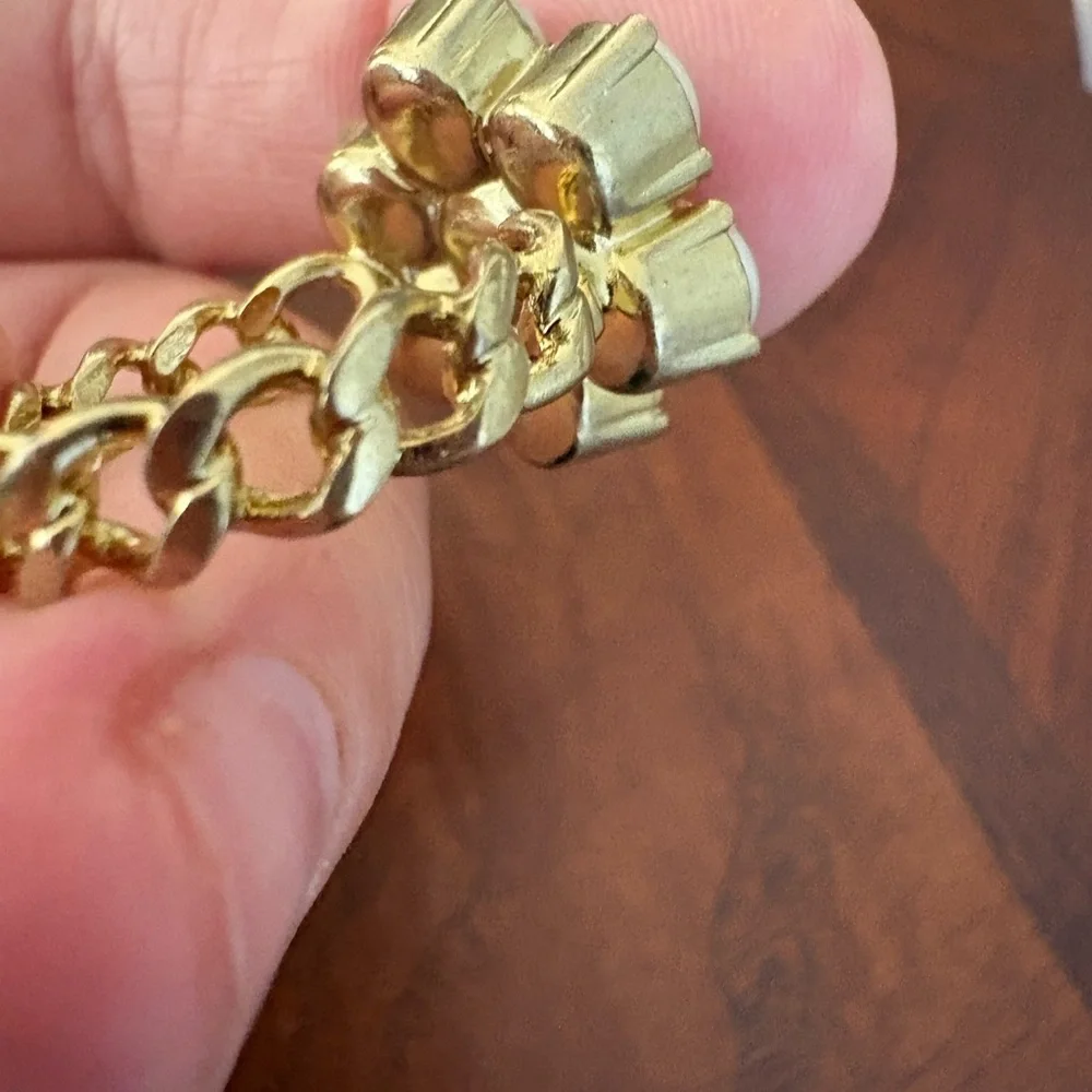 New with box Gucci Gold Tone Pearl Cluster Ring Interlocking Logo fits 8.5/9 - Picture 8 of 9